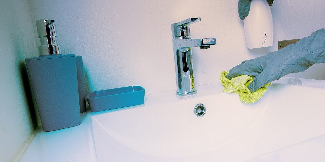Jak dbać o baterie łazienkowe?